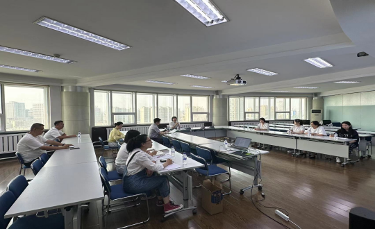 32.健全产业集团云顶集团3118健全居家事业部启动会议现场_副本.png