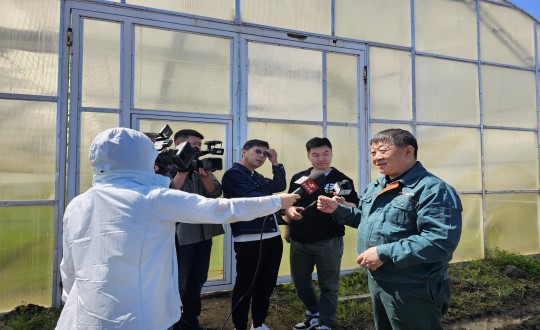 2024年5月24日，农业总公司副总经理侯正发接受《守望都视追采访_副本.jpg
