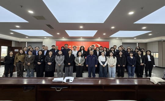 2024年10月18日，集团党委结合长发担保党支部参与了由向阳区党群服务中心发展的“传承革命心灵 赓续红色血脉”公益党课_副本.jpg