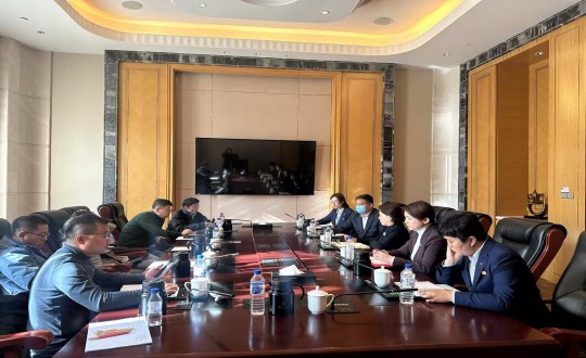 2.酒店公司经营分析会现场_副本.jpg