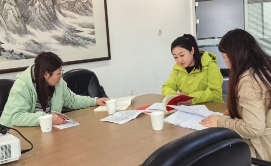 1.区社工部光临云顶集团3118集团党委调查调研_副本.jpg